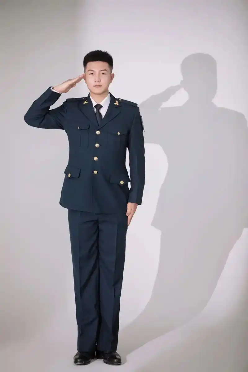 客片分享 #左手牵你右手敬礼 #最美军装 #拥军姑娘 #不 - 抖音