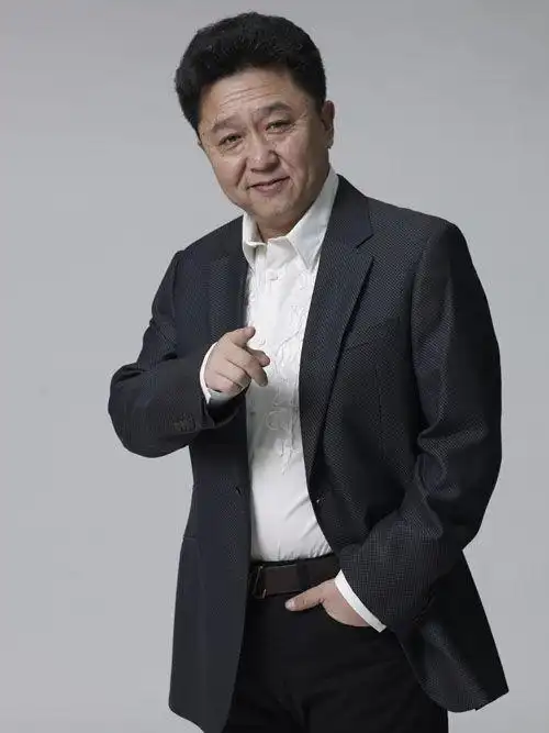 于谦重操旧业欲玩转主持界 避谈七位数酬劳邀约