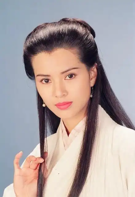 该尴尬吗?不,丁真称张小斐"贾玲妈妈",是对她演技的高度认可_腾讯新闻