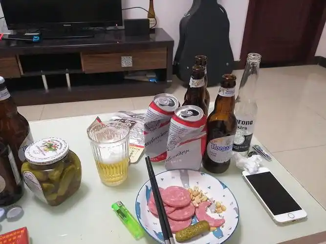 没约到撸串喝酒小伙伴,只好自己在家发挥一下了.