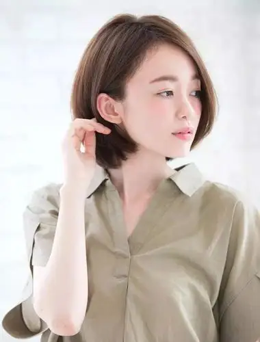 3040岁女人减龄短发