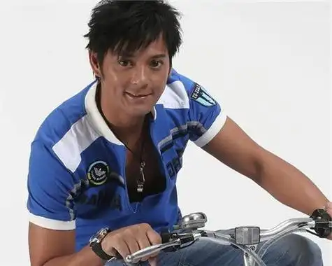 莫少聪身高整容前后对比肌肉 / 比乐族