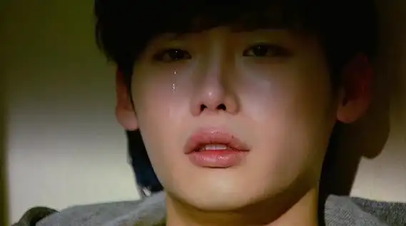 一部韩剧一个老公这次轮到吻戏哭戏和身材都超好的他