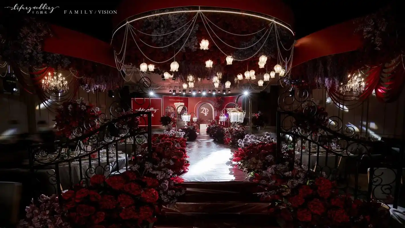 温州婚礼|红紫色设计|婚礼布置.新人和妈妈们说要大红大紫的色 - 抖音