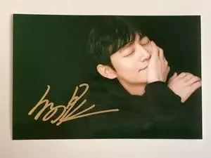 向往的生活 何炅亲笔签名6寸照片 12寸签名海报 满5送一 c款