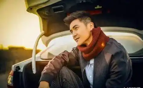 一家四口还登上了湖南舞台,如今田亮在娱乐圈的事业顺风顺水,身价也