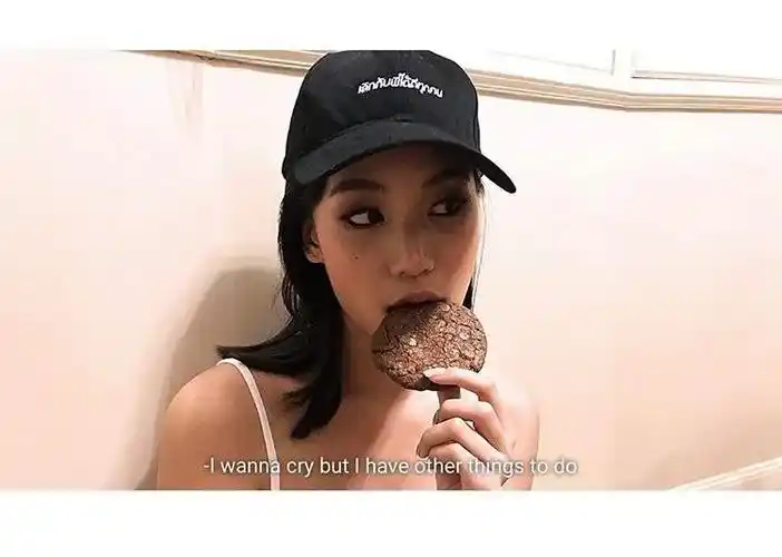 让人害怕的泰国版富江,私底下却是个十足的阳光女孩!_nanno