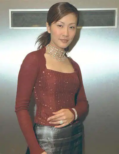 梁锦松婚内出轨陈慧珊跟两任妻子闺蜜传绯闻他到底多风流