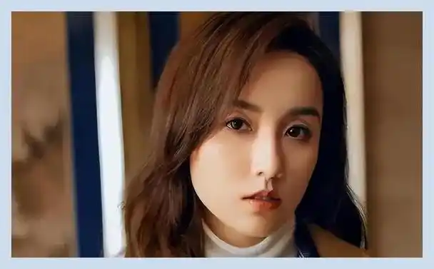 聊明星:40岁的吕一容颜依旧,曾经胡歌带她入行,唐嫣把她带火