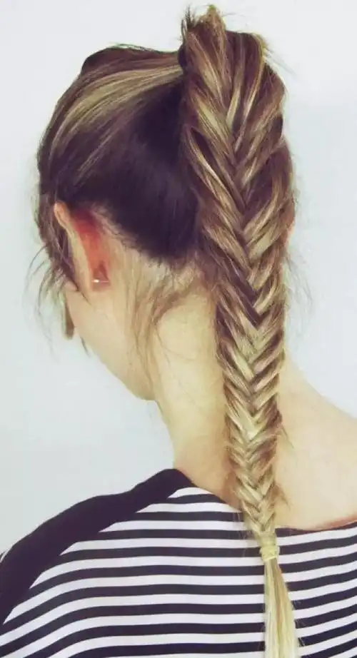 这样的蜈蚣辫女朋友给成都化妆学校小编我一打