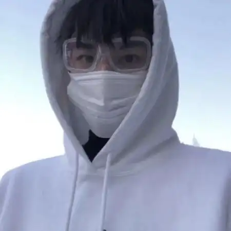 穿连帽卫衣的00后帅哥男生头像冷酷帅气-卡通头像 - 壁纸之家