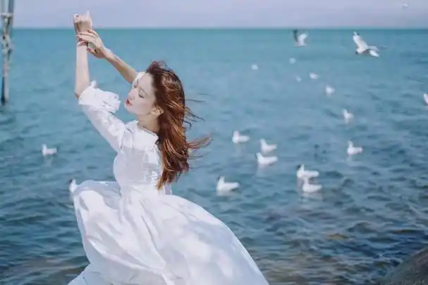 怎么才能够在夏天拍出让人一眼心动的海边人像呢?