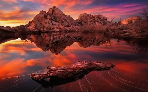 首页 自然和风景 湖 岩石,湖泊,水中倒影,早晨 壁纸 下载 1920x1200