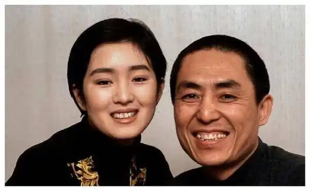 原创73岁张艺谋的财富揭秘这完全出乎意料