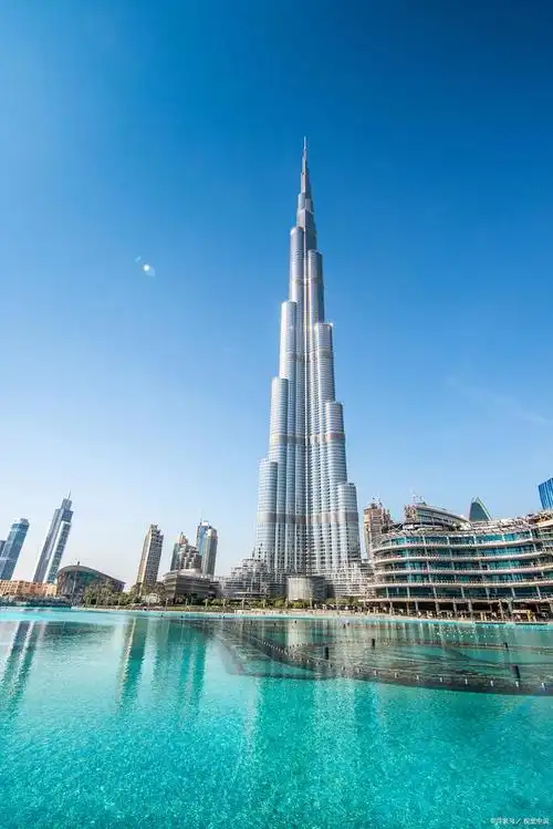 迪拜塔是现代世界最标志性的建筑之一,对于许多人来说,这座塔不仅仅是