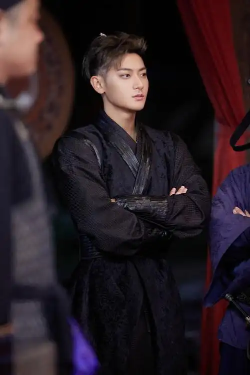 黄子韬萌探探探案3