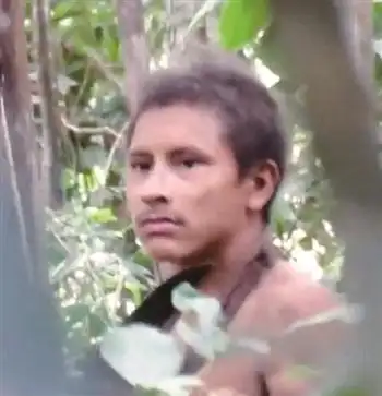 亚马逊雨林一原始人正面照曝光