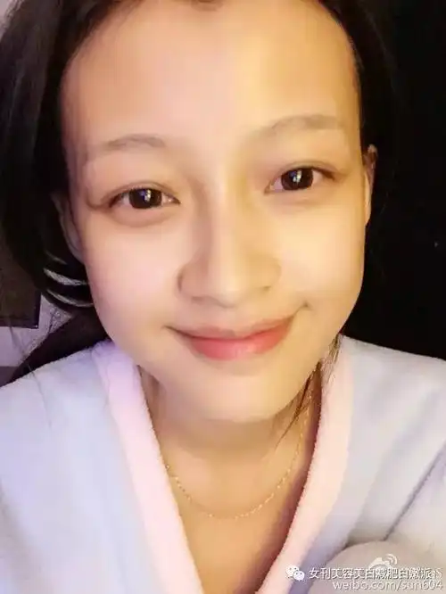 暴击93年的孙怡素颜像董子健妈不保养后悔去吧