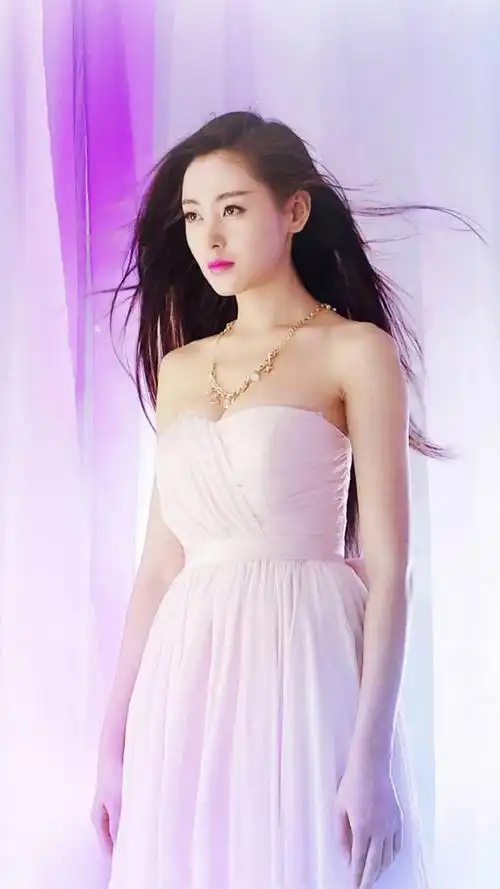 张天爱性感写真,腿和脸都漂亮-女星图片-八卦帝