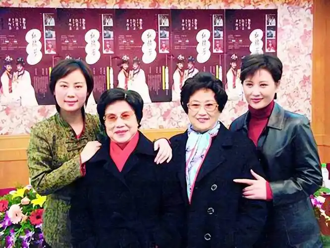 最红时去日本追随丈夫,她与郑国凤分开泪流满面_王文娟_舟山_徐玉兰