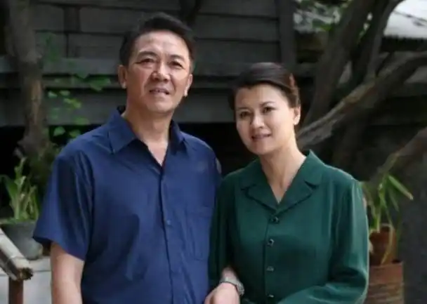 陈道明对她一见钟情,李幼斌为她净身出户,如今49岁依旧那么美_史兰芽