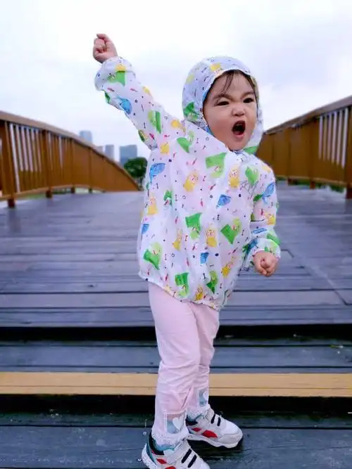 如何在生活中给宝宝拍出自然好看的图片?