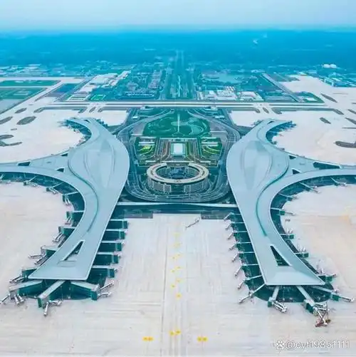 最新中国最大top10机场