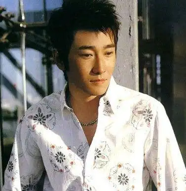 满江不光只有艺人吸毒最重要的是知错就改