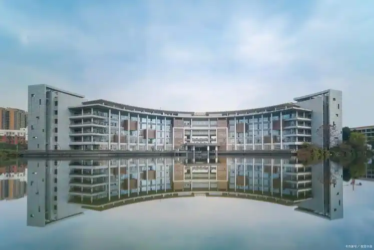 西南大学属于什么档次西南大学荣昌校区文凭认可吗