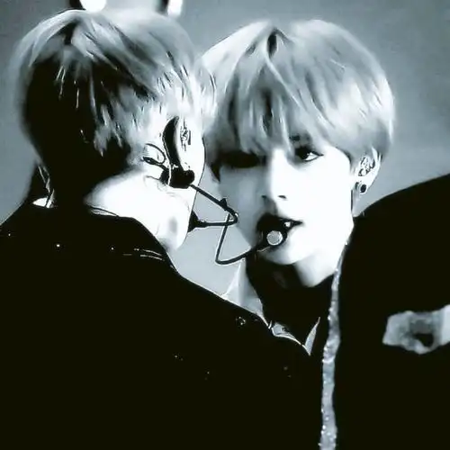 金泰亨/by:茶先生