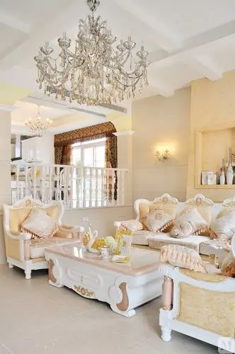 68.9万321㎡简欧四房装修浅色系庄园生活体验-红星美凯龙家装效果图