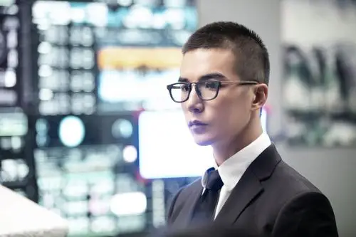 盘点林路迪的开挂人生真人快打形象曝光你好安怡开播