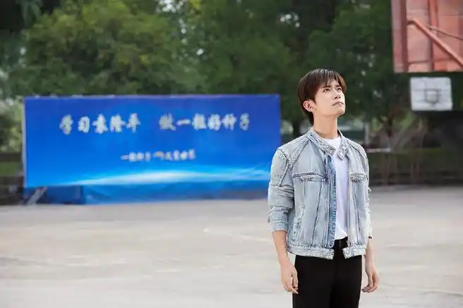 金鹿奖最佳男演员#怀化是千玺的家乡千玺分享过好多老家好玩的事儿,砍