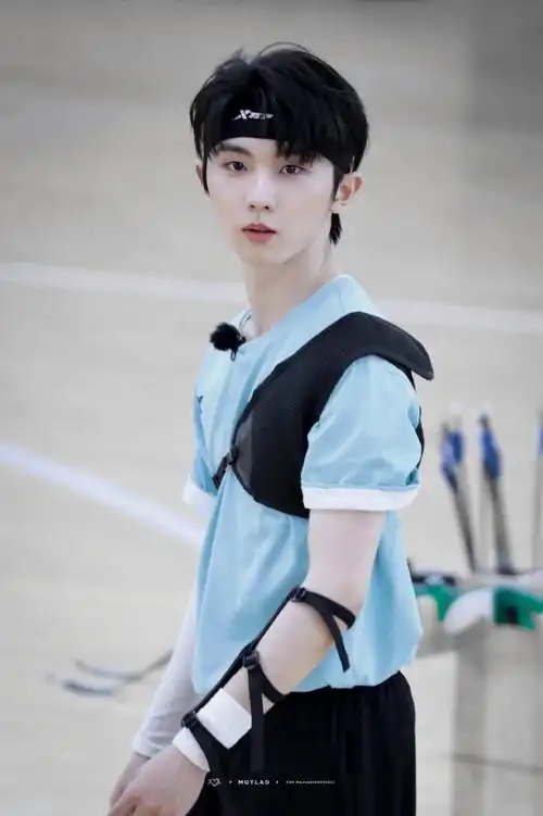 马嘉祺 2022tf家族运动会