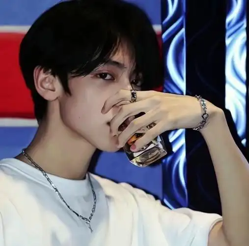 氛围感男生头像