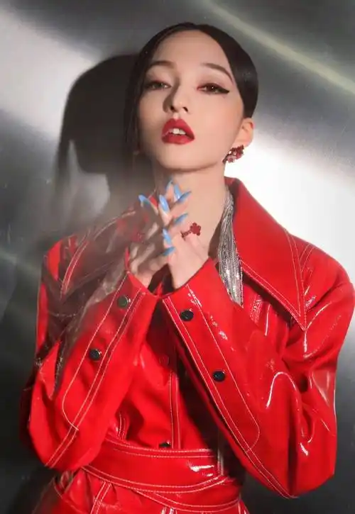 张韶涵魅惑装扮惹人爱,天籁之音内外兼修_影响_调解_方法