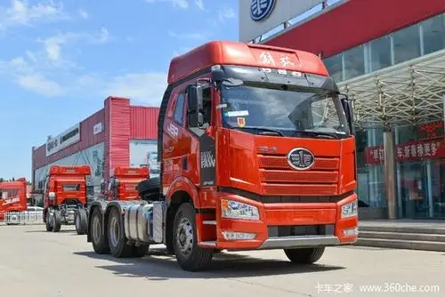 一汽解放j6p重卡质惠版2062460马力6x4牵引车ca4250p66k24t1e5