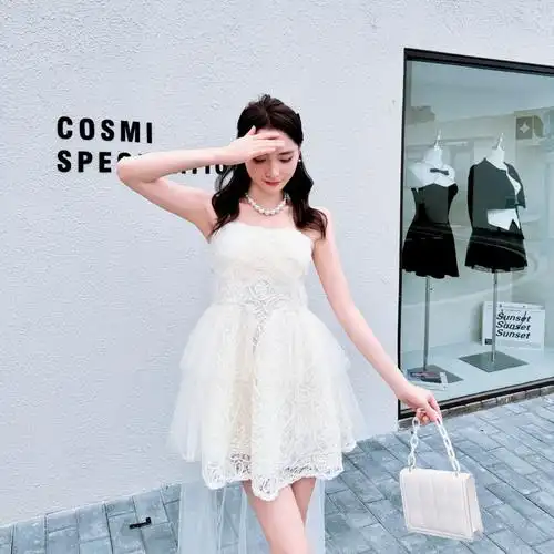 公主风礼服连衣裙女夏季2024新款收腰显瘦露背网纱拼接抹胸蓬蓬裙