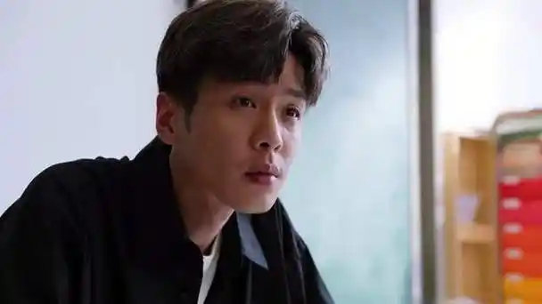 喜剧片|十七岁不哭|实力派演员|十六岁的花季_网易订阅