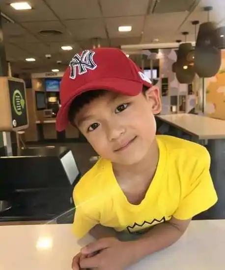 小亮仔为田亮作诗,成功上演实力坑爸戏码,田亮发文"我要活着"_跳水