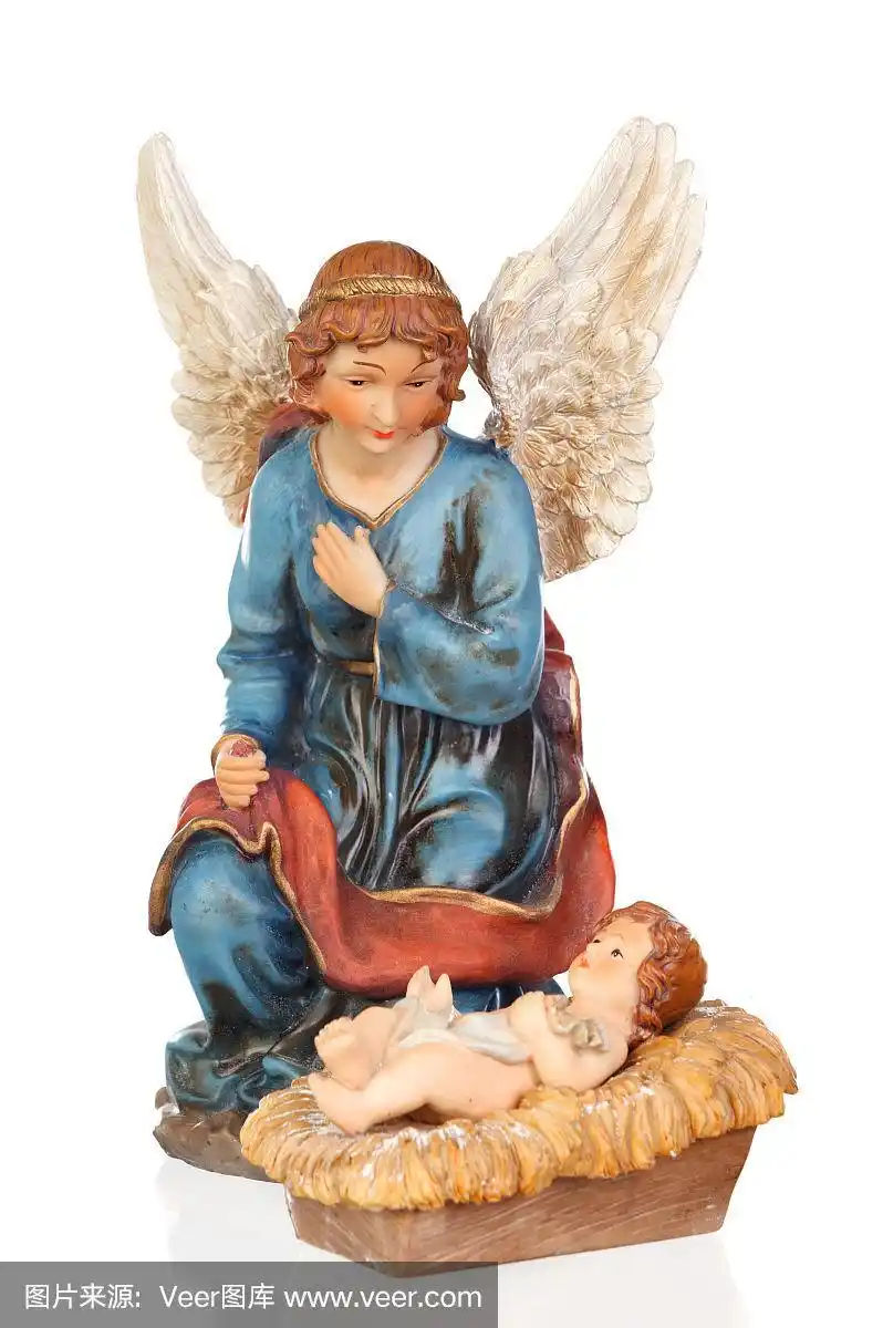 陶制的婴儿耶稣和耶稣诞生场景中的天使