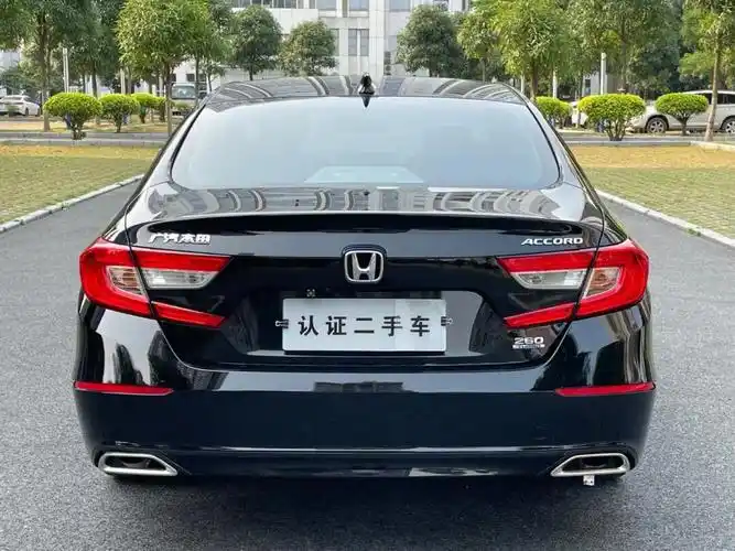 58万2020年09月上牌本田雅阁260turbo 精英版,精品车况