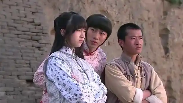 抗日奇侠:大侠参加擂台比武,日本武士一刀下去,他竟完好无损