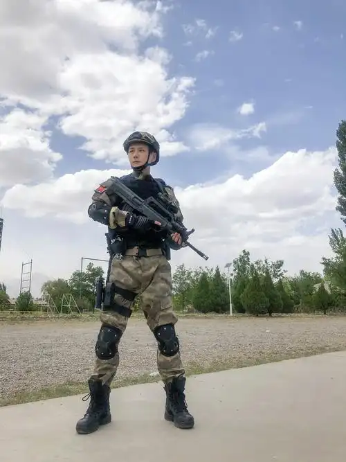 电视剧《浴火》银川开机 书亚信挑战反恐特警