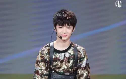 tyt台风少年团 刘耀文 wake up focus 181007出道首唱会_哔哩哔哩 (゜