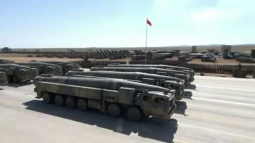 火箭军新一代中远程弹道导弹正式加入战斗序列 新一代中远程弹道导