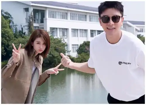 离开杨天真后乔欣转投贾乃亮麾下被指区别对待太明显