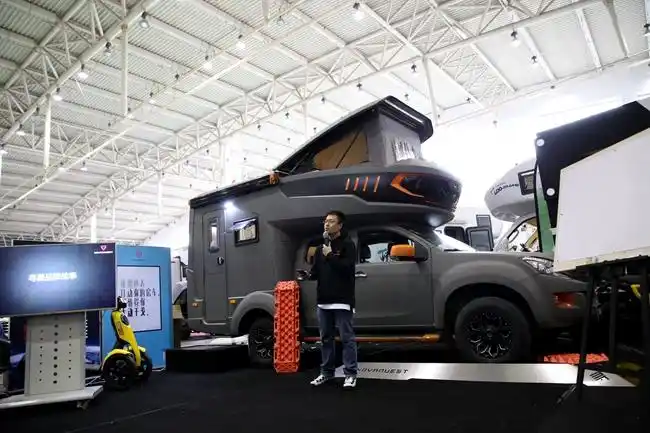 寻星nx585自行式房车正式上市 售39.68万起