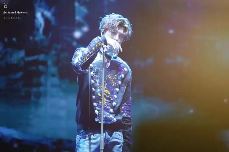 cr:enchantedmoments 蔡徐坤 20181208第十二届音乐盛典咪咕汇《wait