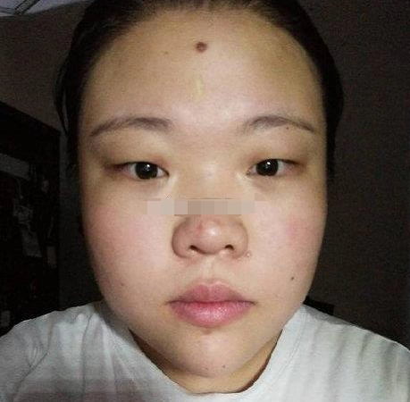 蒜头鼻的女生,比较固执己见,缺乏温柔体贴